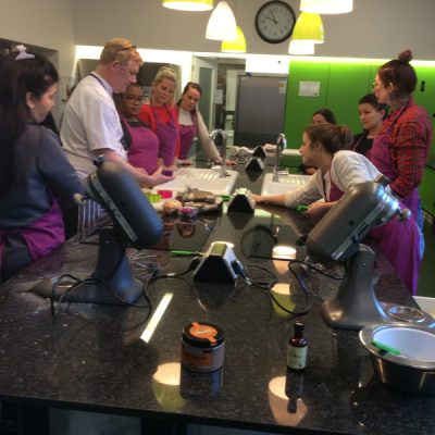 Parents-cooking-in-the-Community-Kitchen-@-St-Lukes-Community-Centre-006