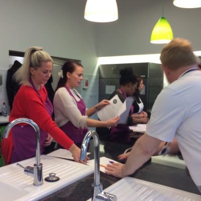 Parents-cooking-in-the-Community-Kitchen-@-St-Lukes-Community-Centre-010